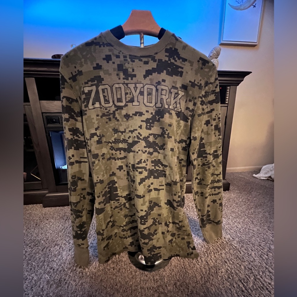 Zoo York Thermal - Digital Camo - circa 2000s - Size Large